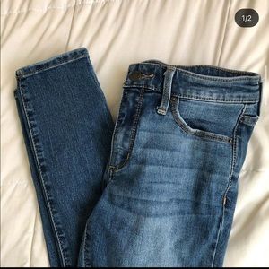 low waisted jeans
